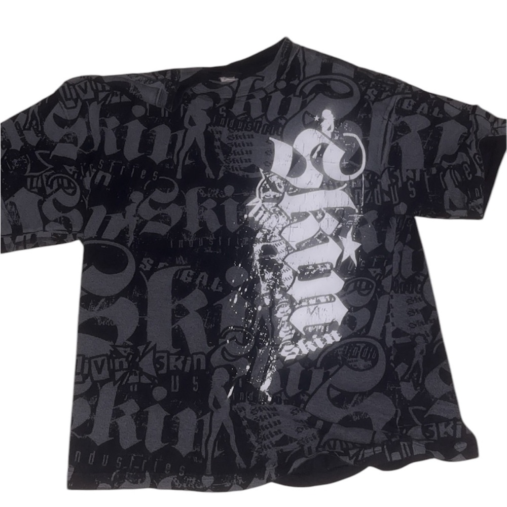 Black and Gray Graphic T-Shirt